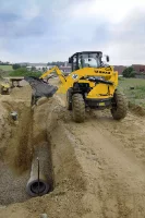 Location Chargeuse Articulée (800L à 2000L) Privas & Centre Ardèche | Reprise de Tas |