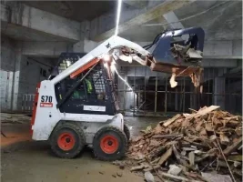 Location Bobcat (Chargeuse Compacte Pneus) Beynost & Ain | Agilité & Vitesse | G3Loc