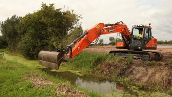 Location Pelle Chenilles 8t à 22t Saint-Étienne & Loire | Devis en Quelques Clics | G3Loc