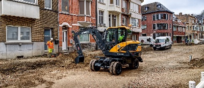 Location Pelle à Pneus (5T à 20T) Pont-d'Ain & Haut-Bugey | G3Loc