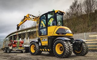 Location Pelle à Pneus (5.5T à 15T) Saint-Priest | Urbaine & VRD | G3Loc